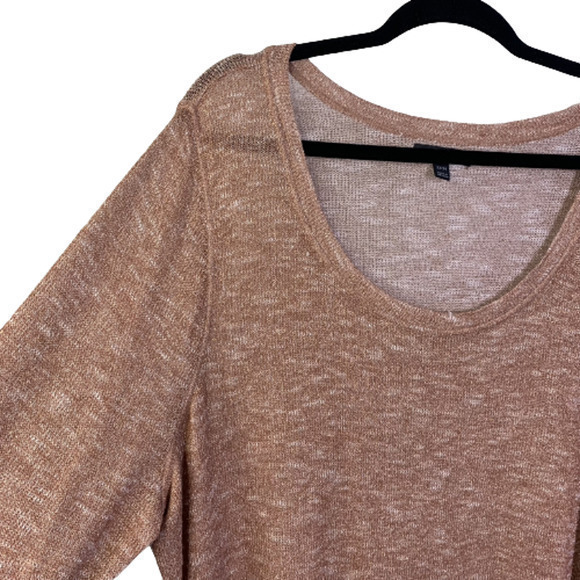 LANE BRYANT Peach Rose Gold Metallic‎ Shimmer Asymmetrical Sweater - Picture 2 of 7